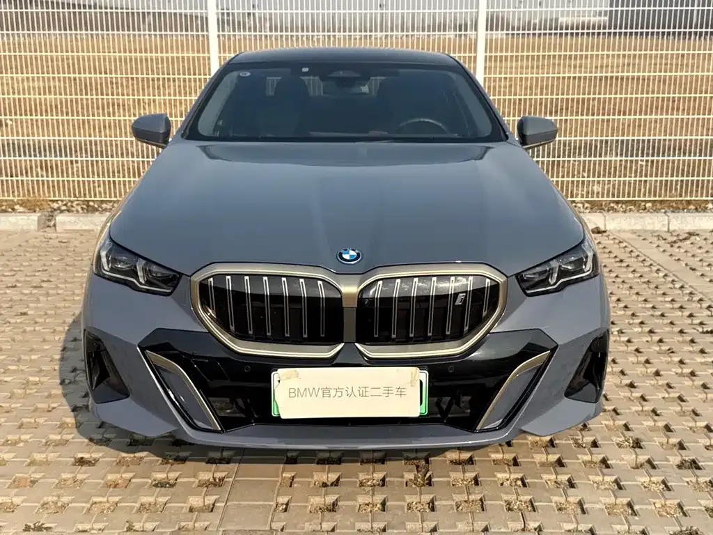 BMW i5 — фото 10