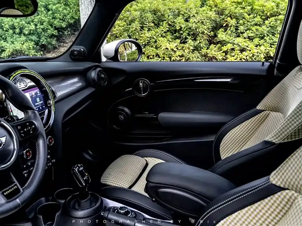 MINI Cooper (3-door) 2023 из CN, фото 4