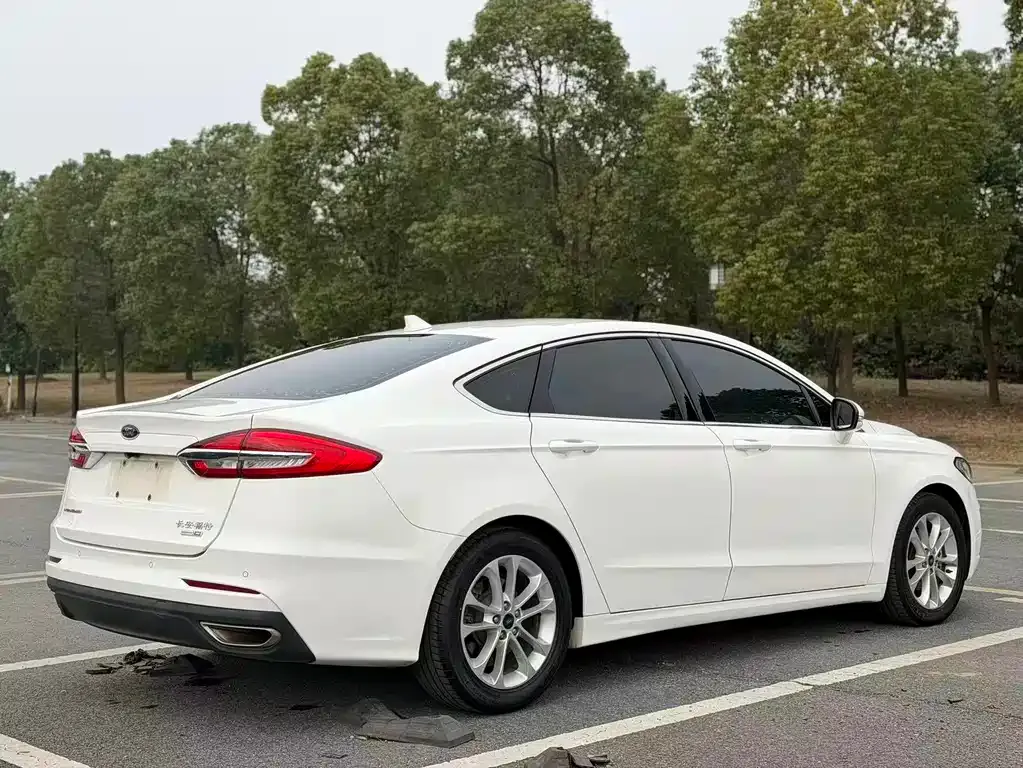 Ford Mondeo 2021 из CN, фото 7