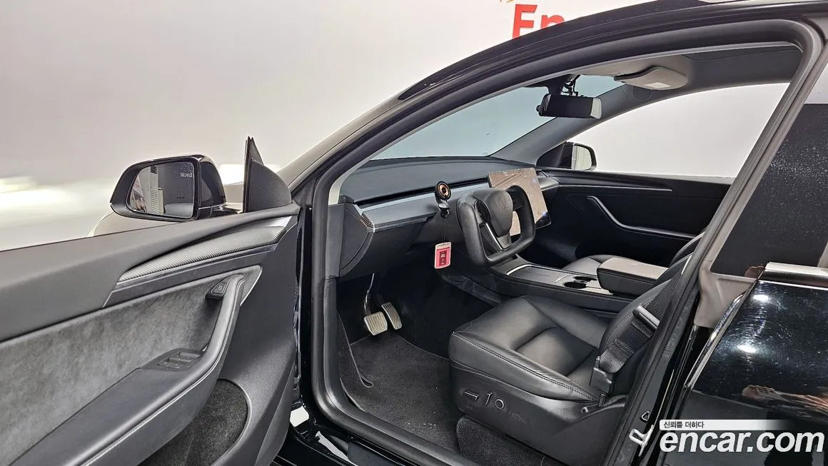 Tesla Model Y 2024 из KR, фото 4