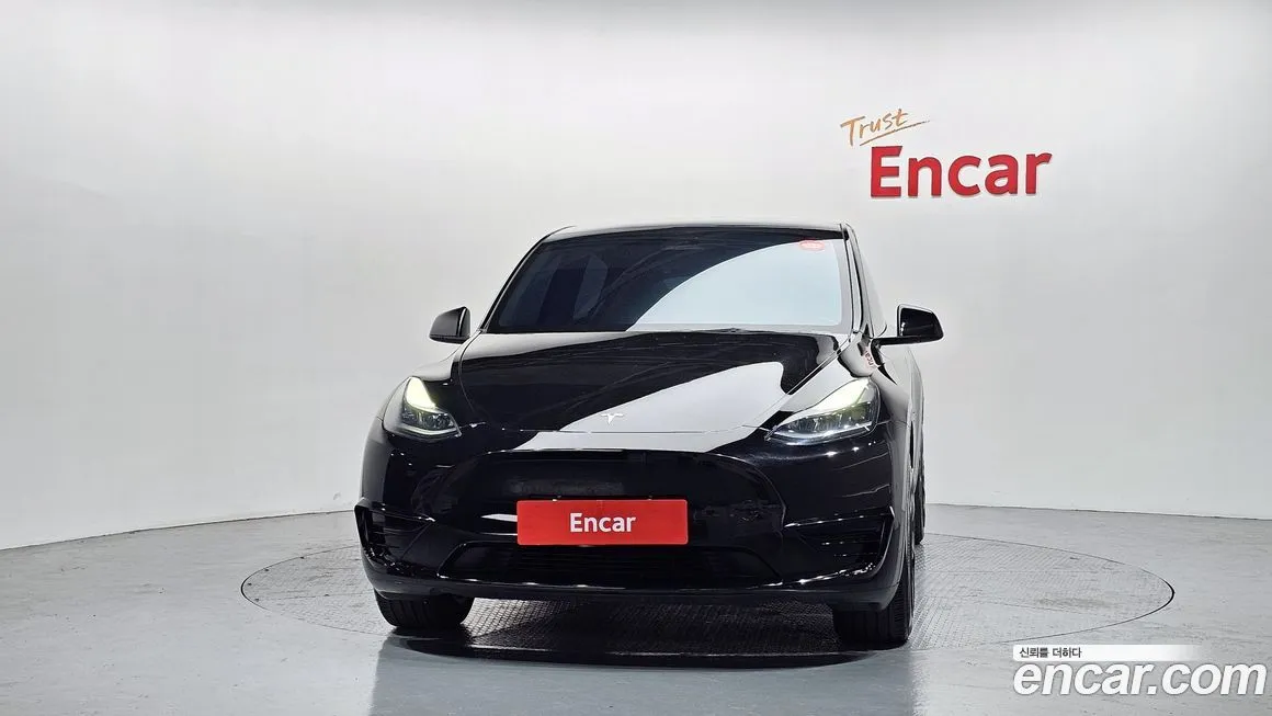 Tesla Model Y 2024 из KR, фото 2