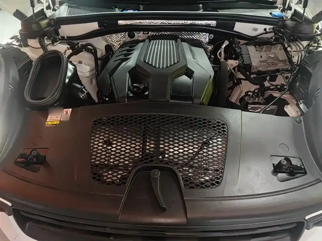Porsche Macan 2023 из CN, фото 10