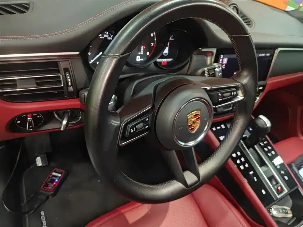 Porsche Macan 2023 из CN, фото 2