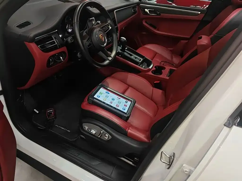 Porsche Macan 2023 из CN, фото 5