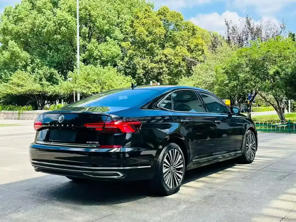 Volkswagen Passat 2021 из CN, фото 9