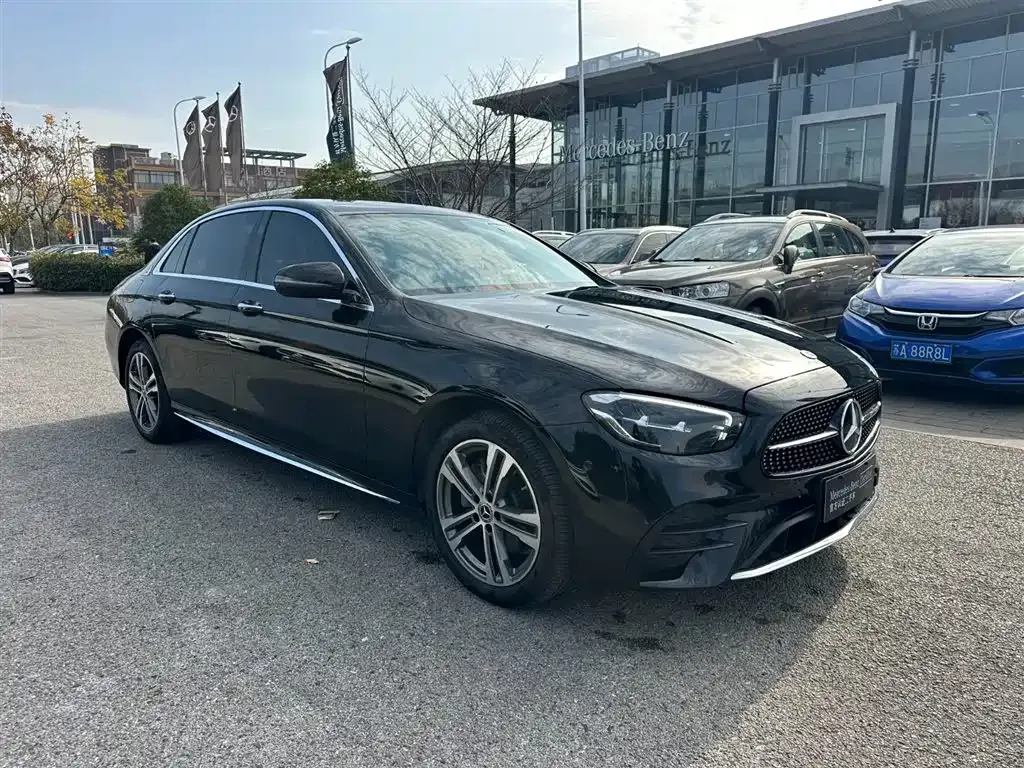Mercedes-Benz E-Class 2023 из CN, фото 10