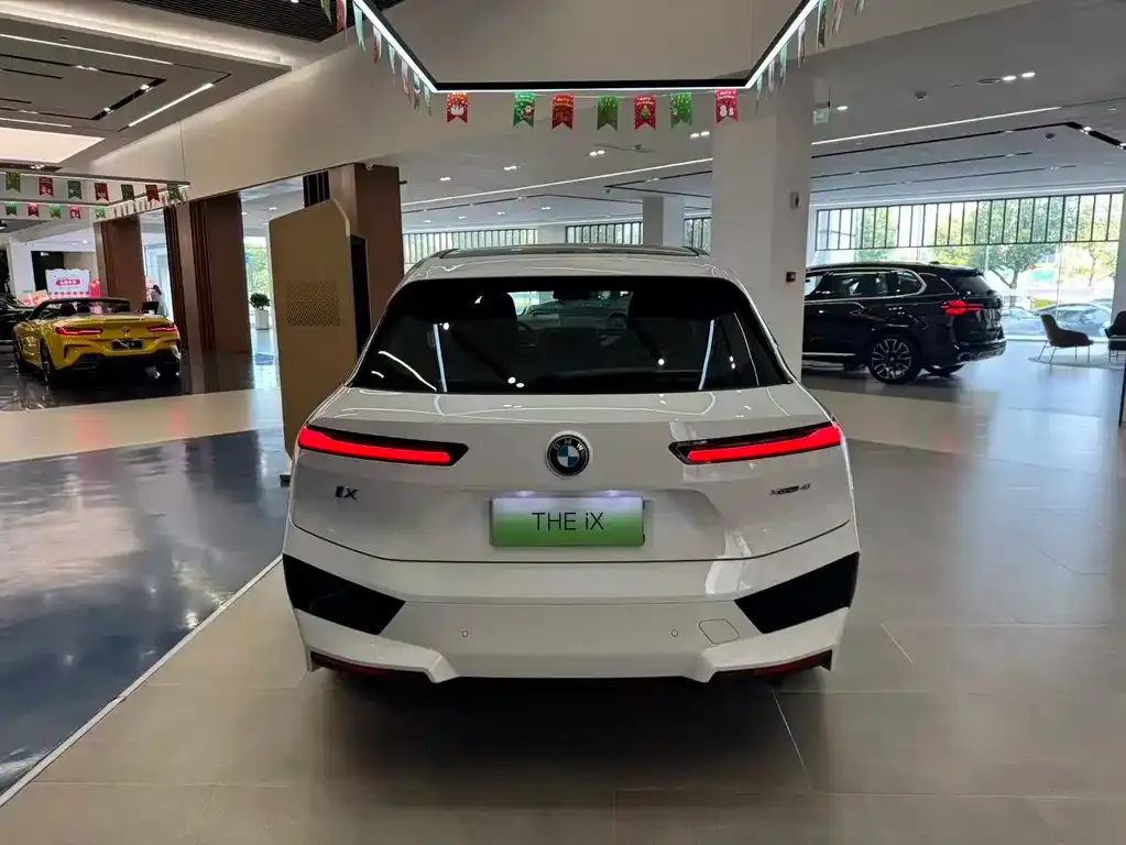 BMW iX 2025 из CN, фото 3