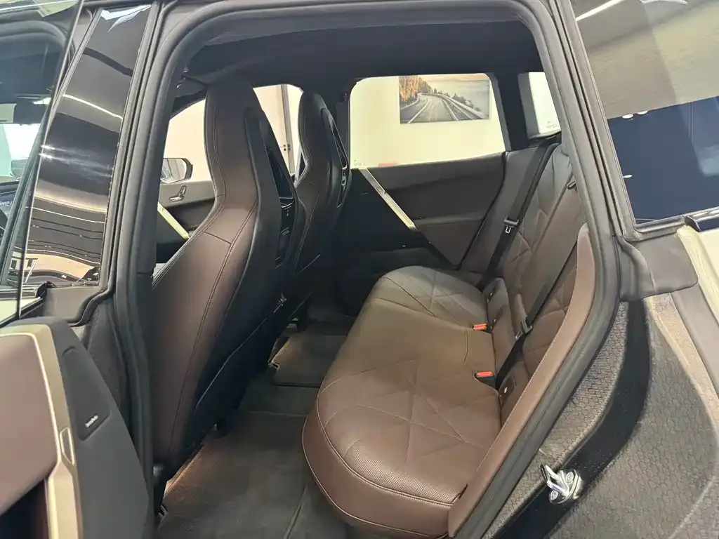 BMW iX 2025 из CN, фото 10