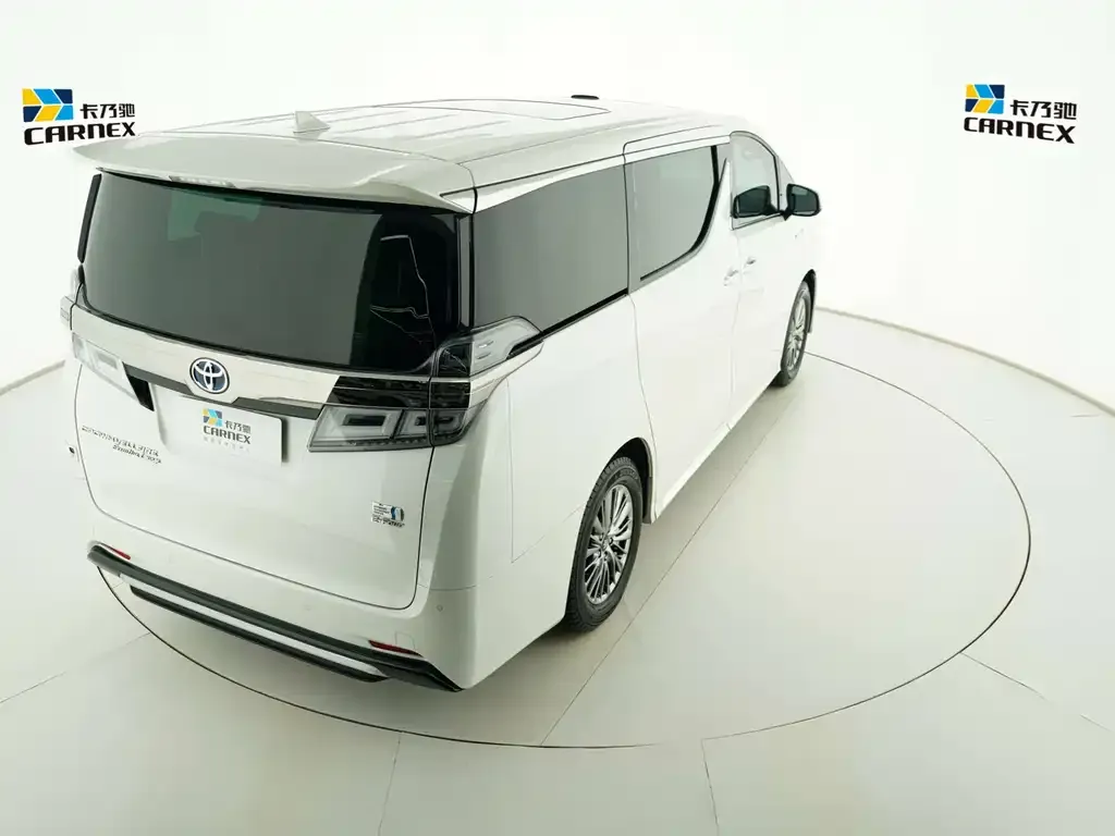Toyota Vellfire — фото 7