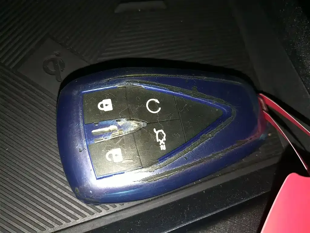 Changan UNI-V 2023 из CN, фото 8