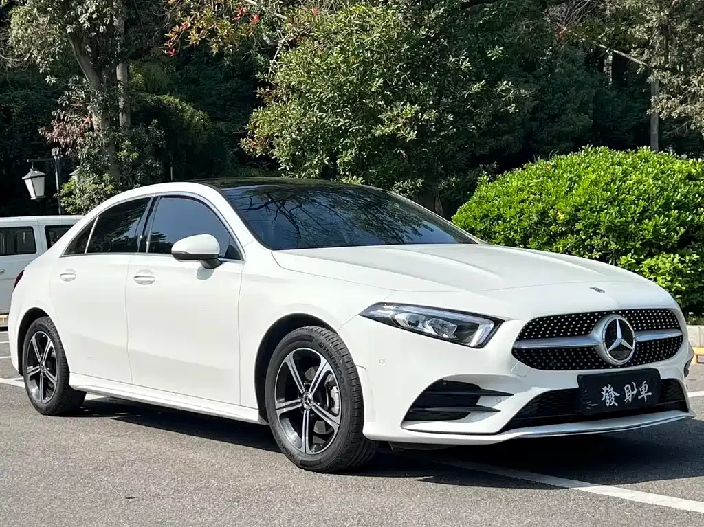 Mercedes-Benz A-Class — фото 9