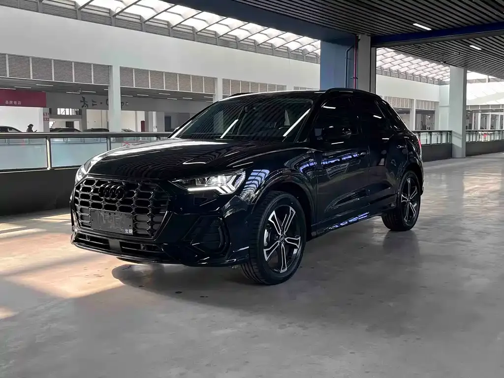Audi Q3 2022 из CN, фото 1