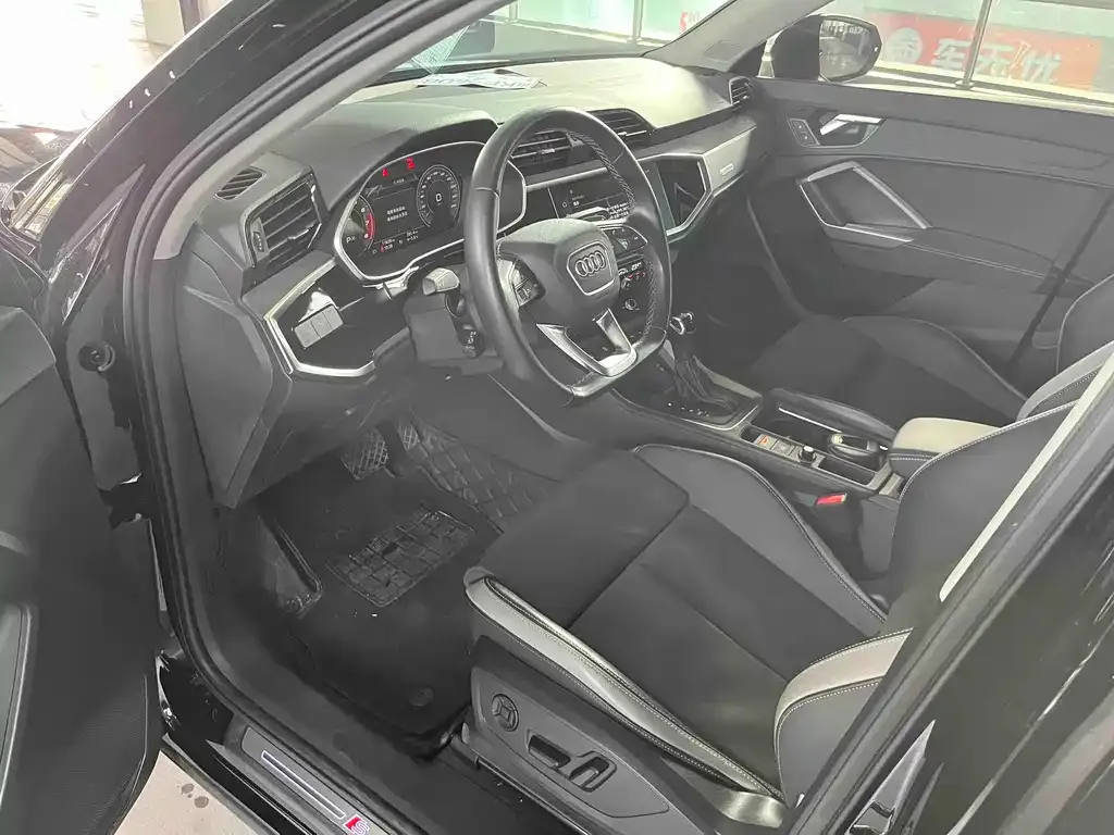 Audi Q3 2022 из CN, фото 4