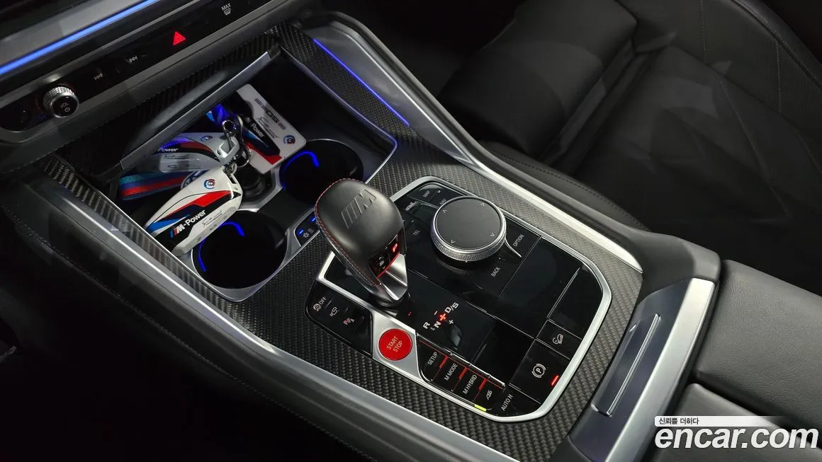 BMW XM — фото 9