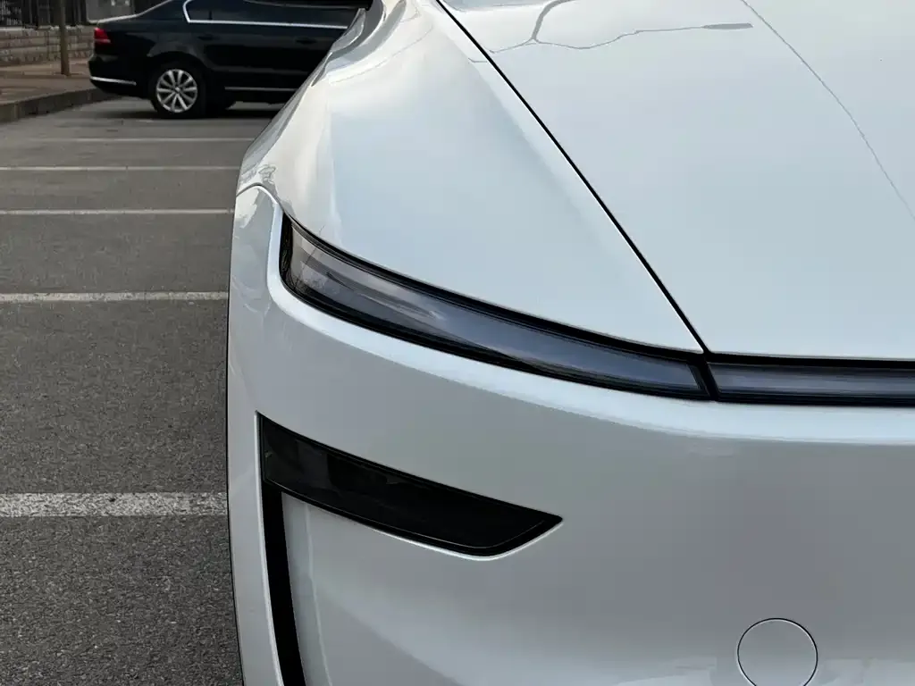 Tesla Model Y 2025 из CN, фото 5