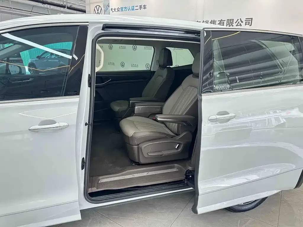 Volkswagen Viloran 2023 из CN, фото 8