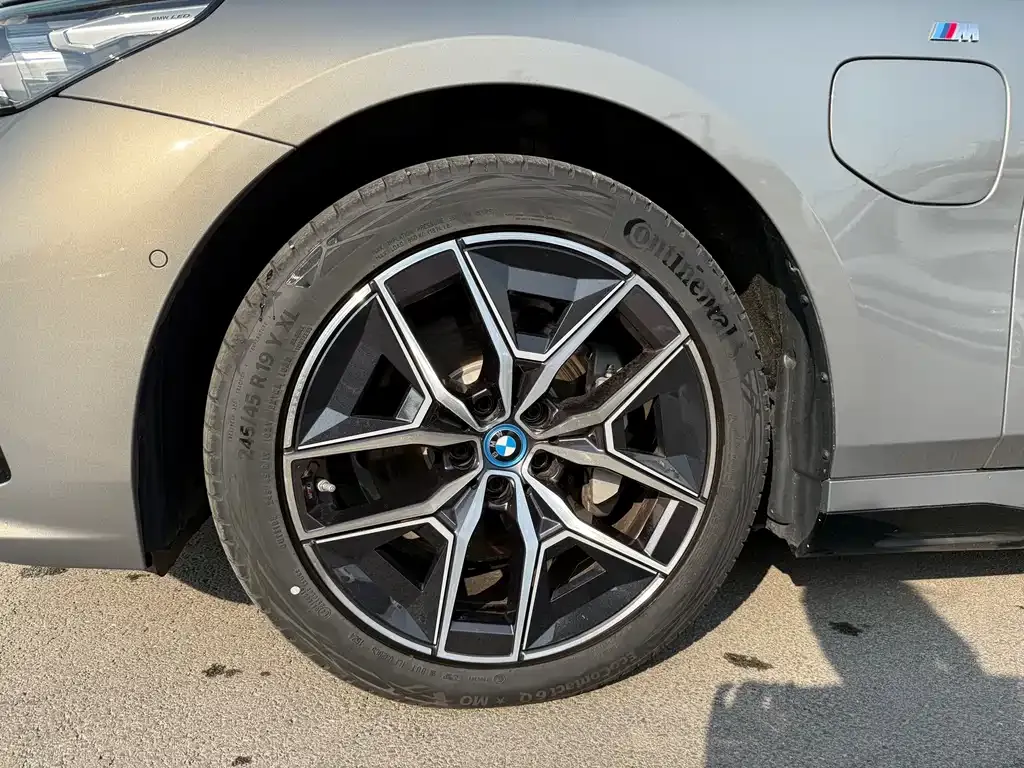 BMW i5 2024 из CN, фото 7