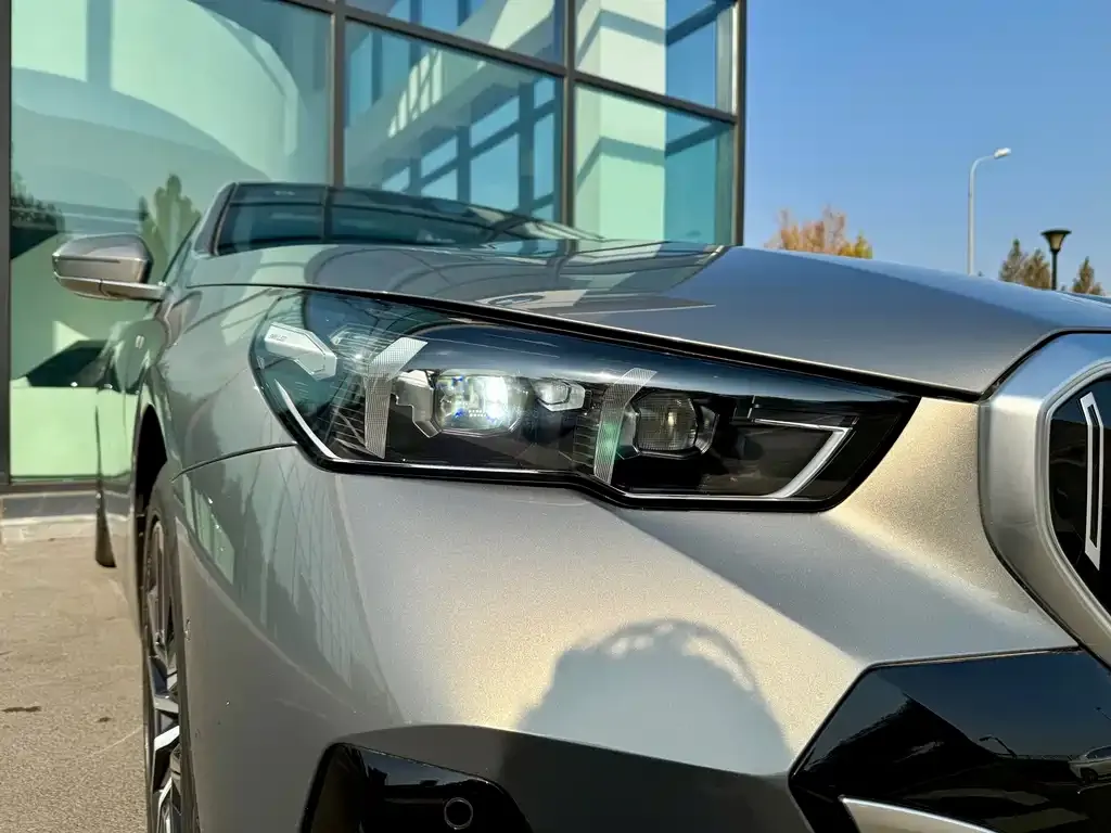 BMW i5 2024 из CN, фото 3