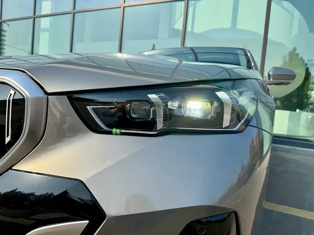 BMW i5 2024 из CN, фото 4