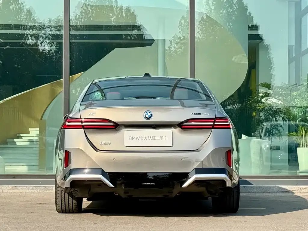 BMW i5 2024 из CN, фото 6