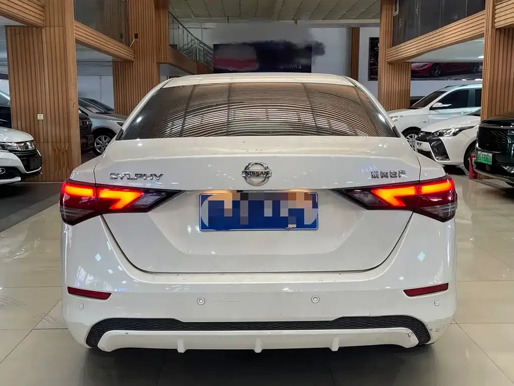Nissan Sylphy 2022 из CN, фото 5