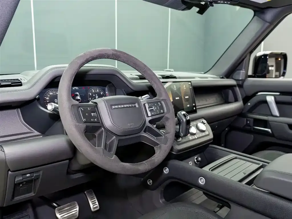 Land Rover Defender — фото 6