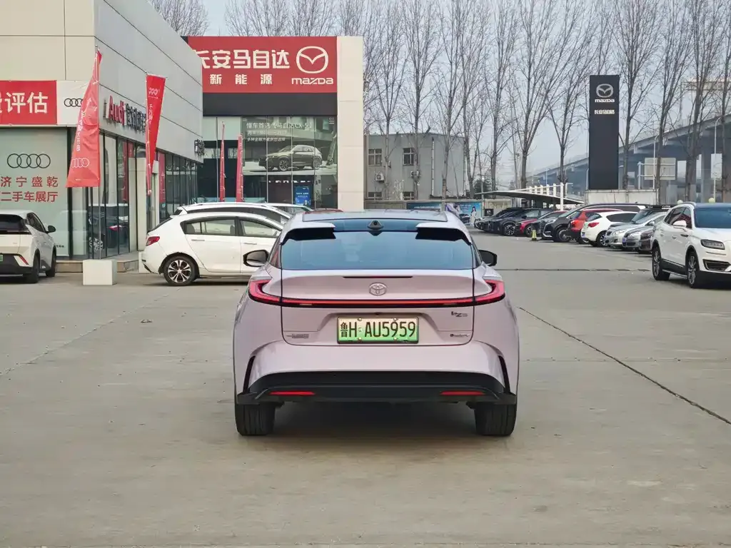 Toyota bZ5 2025 из CN, фото 8