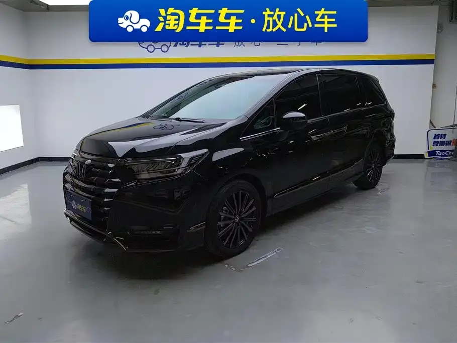 Honda Elysion 2023 из CN, фото 1