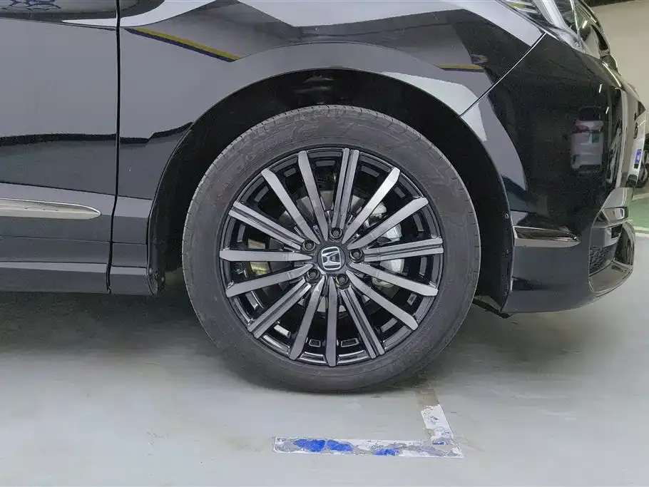 Honda Elysion 2023 из CN, фото 9