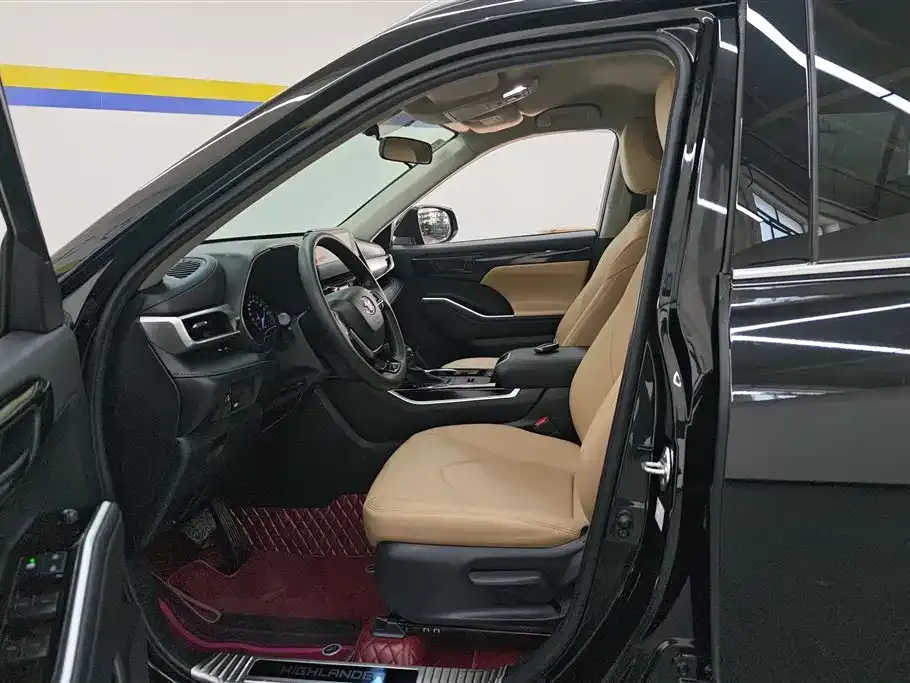 Toyota Highlander 2023 из CN, фото 3