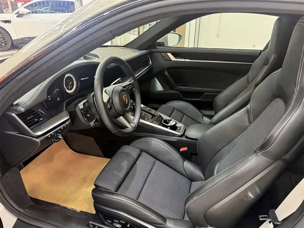 Porsche 911 2022 из CN, фото 3