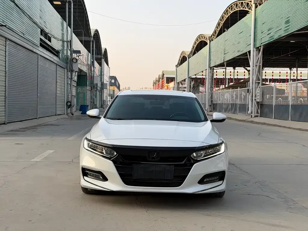 Honda Accord 2021 из CN, фото 3