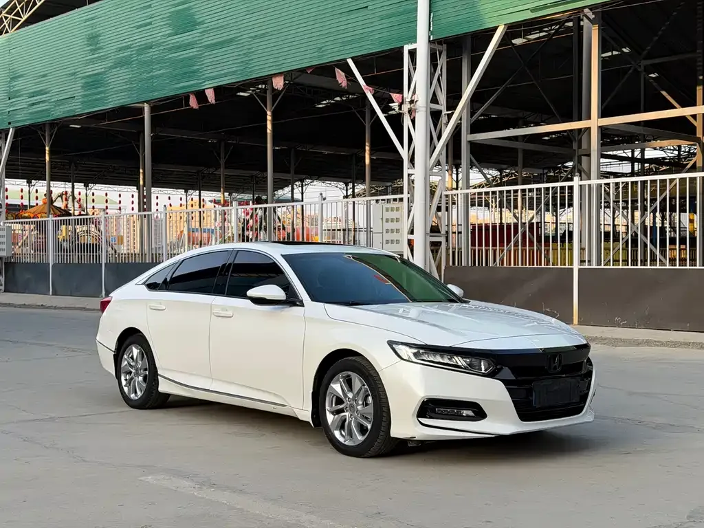 Honda Accord 2021 из CN, фото 10