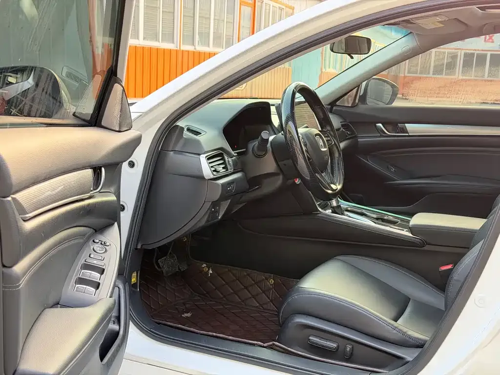 Honda Accord 2021 из CN, фото 4
