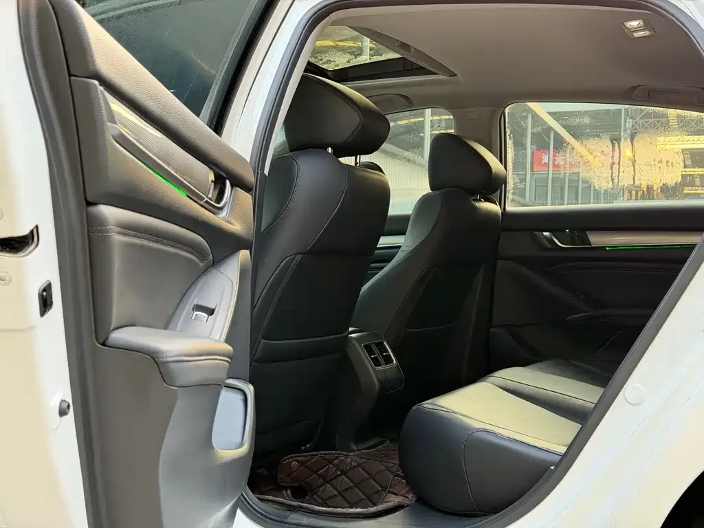 Honda Accord 2021 из CN, фото 2