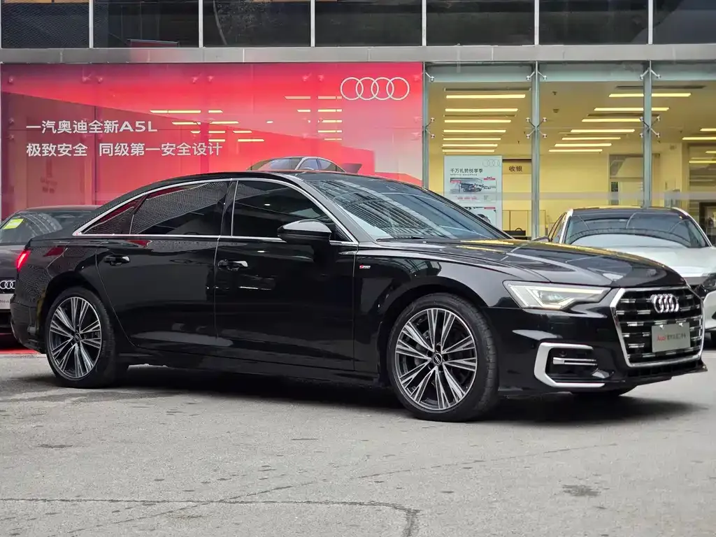 Audi A6L — фото 10