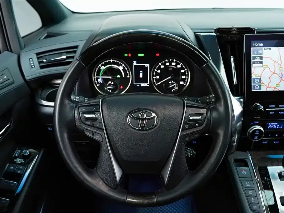 Toyota Alphard 2022 из CN, фото 9