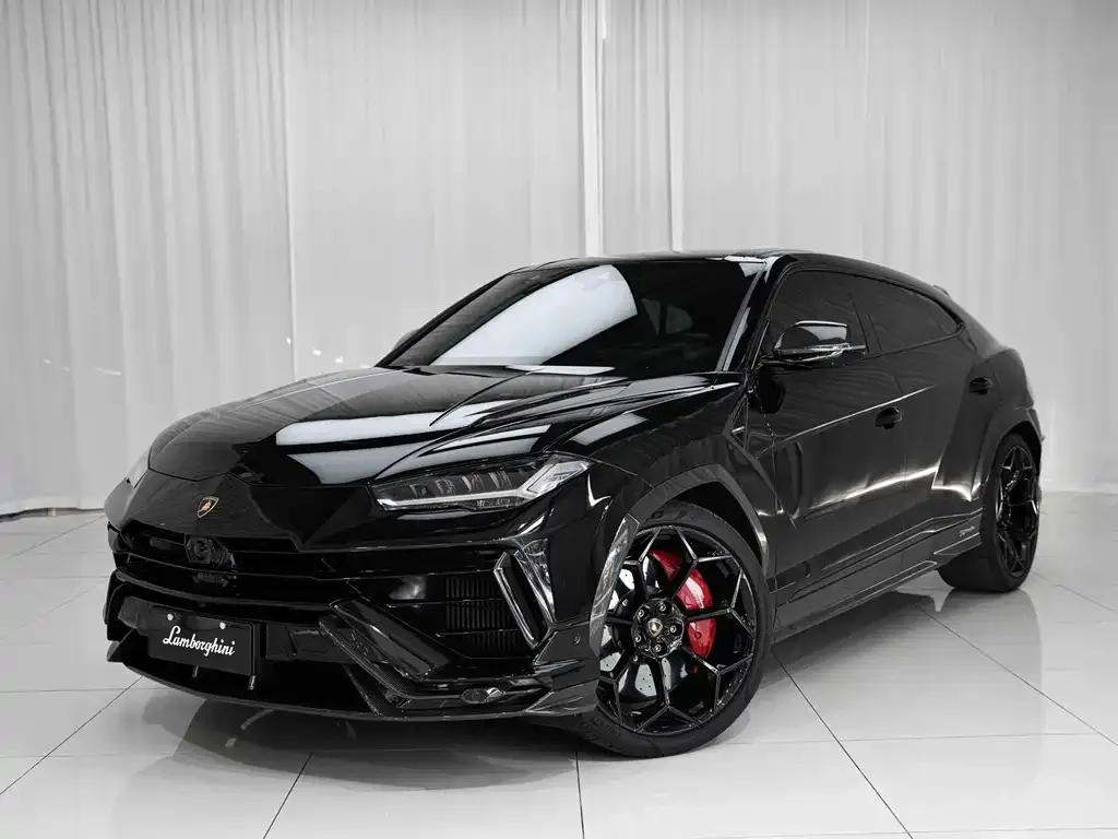 Lamborghini Urus — фото 1