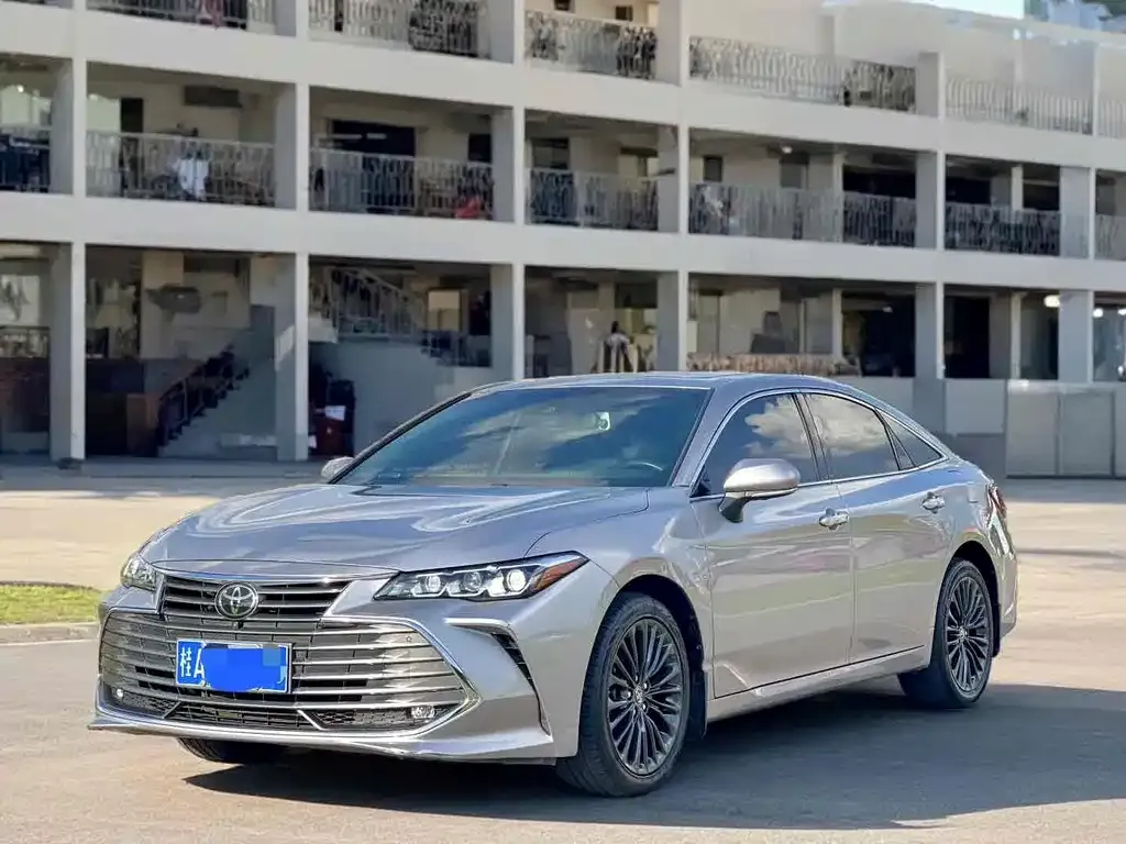 Toyota Avalon 2021 из CN, фото 1