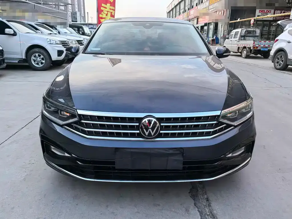 Volkswagen Magotan 2023 из CN, фото 2
