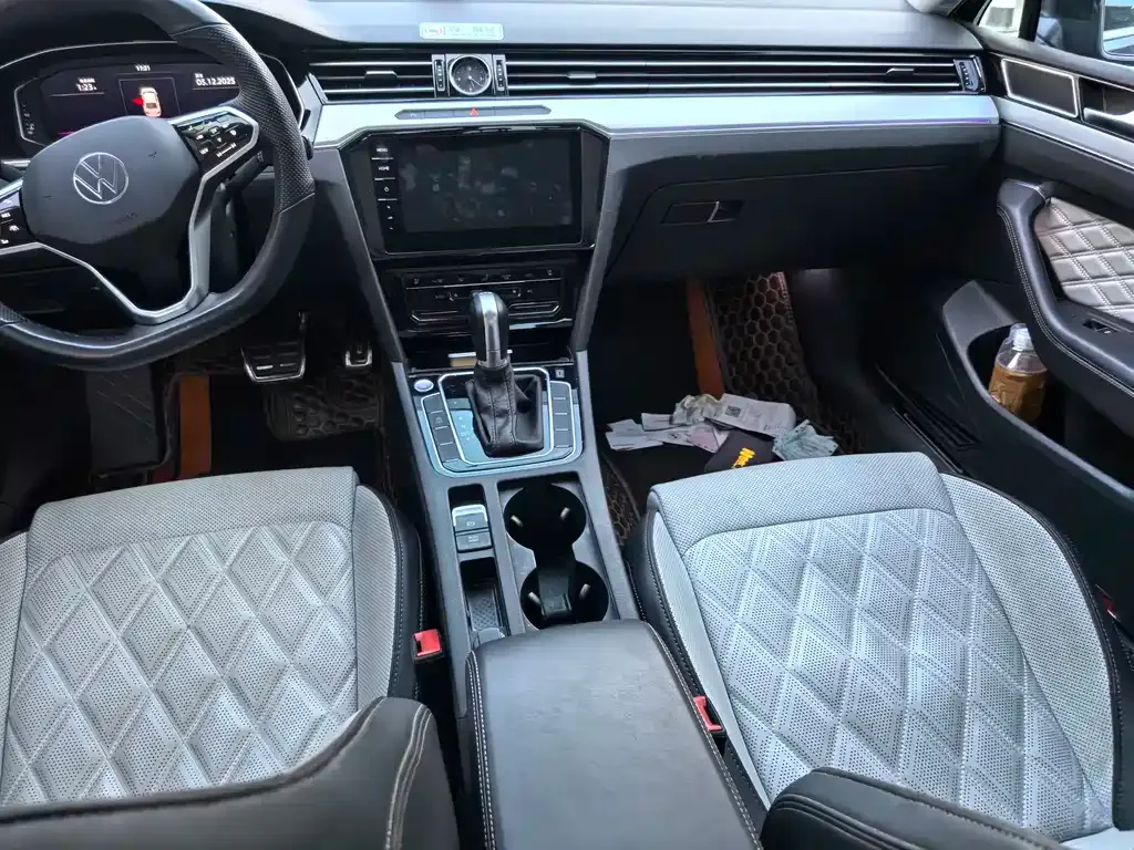 Volkswagen Magotan 2023 из CN, фото 8