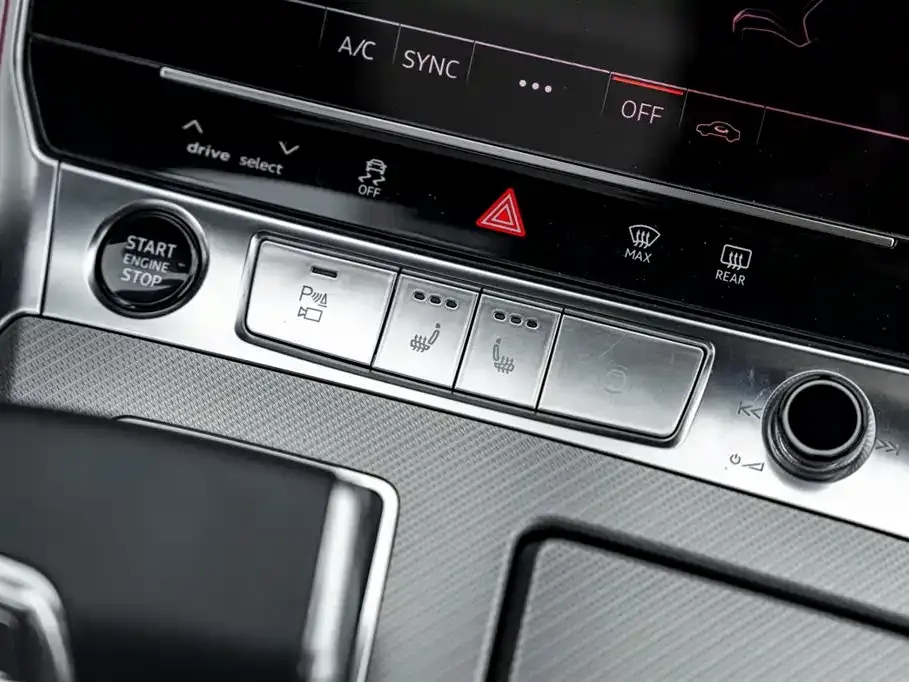 Audi A6L 2024 из CN, фото 5