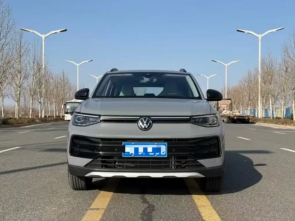 Volkswagen Tharu — фото 4