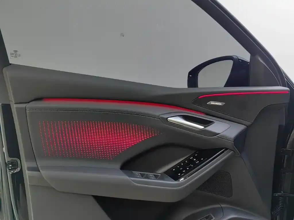 Audi Q6L Sportback e-tron 2025 из CN, фото 7