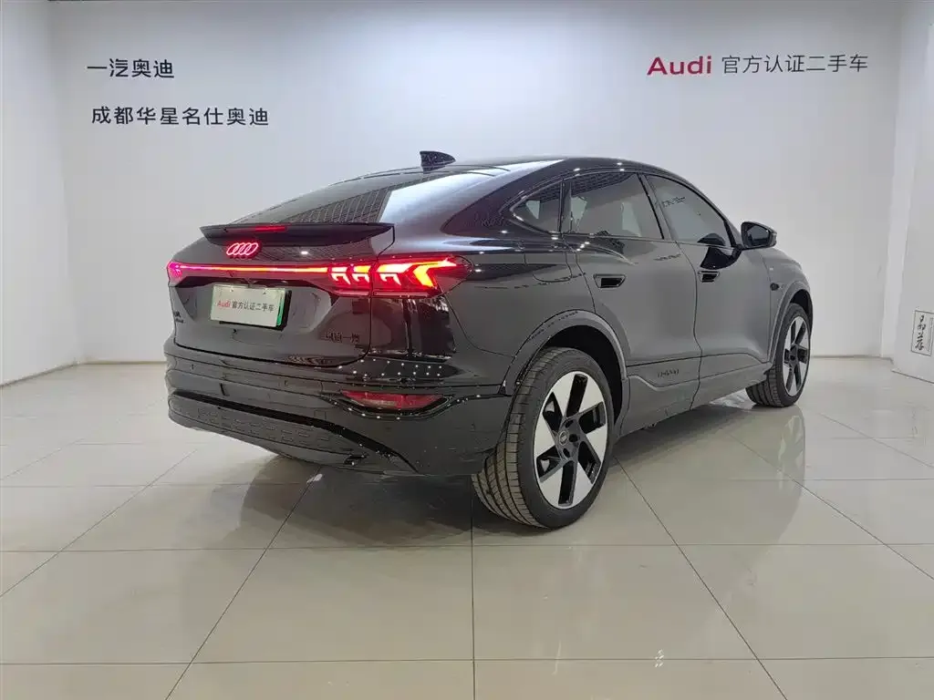 Audi Q6L Sportback e-tron 2025 из CN, фото 5