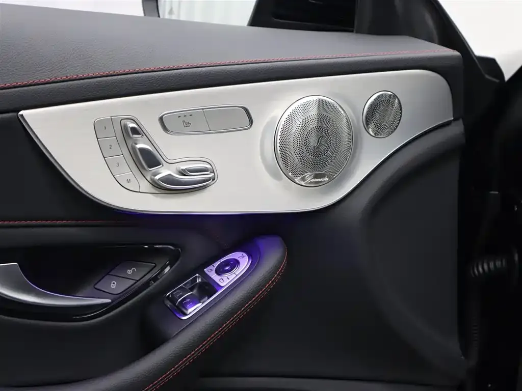 Mercedes-Benz C-Class AMG — фото 7
