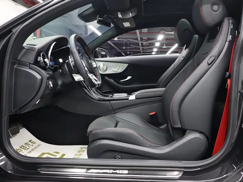 Mercedes-Benz C-Class AMG — фото 4