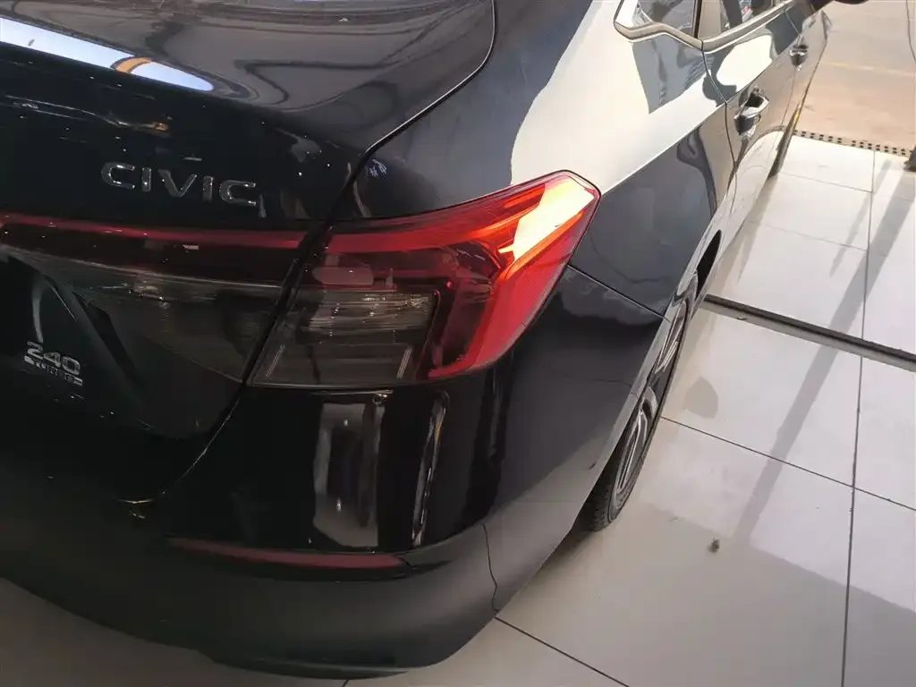 Honda Civic 2024 из CN, фото 4