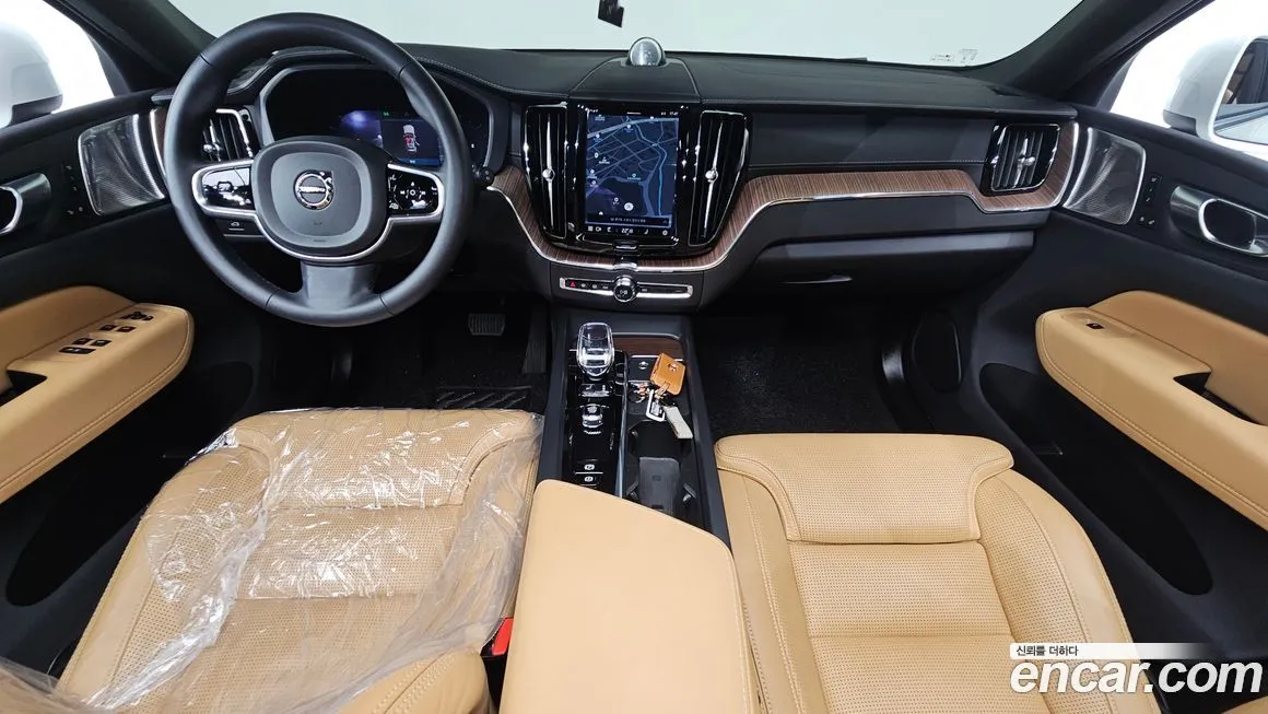 Volvo XC60 2024 из KR, фото 7