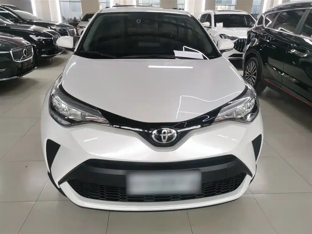 Toyota C-HR 2023 из CN, фото 8